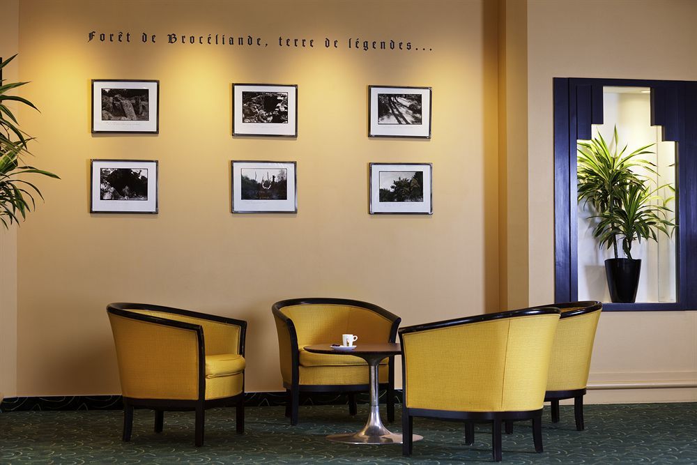 Mercure Centre Gare Hotel 4*