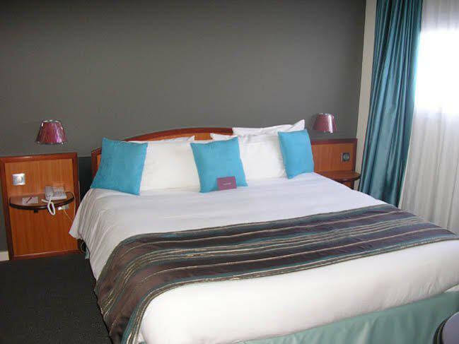 Mercure Centre Gare Hotel 4*